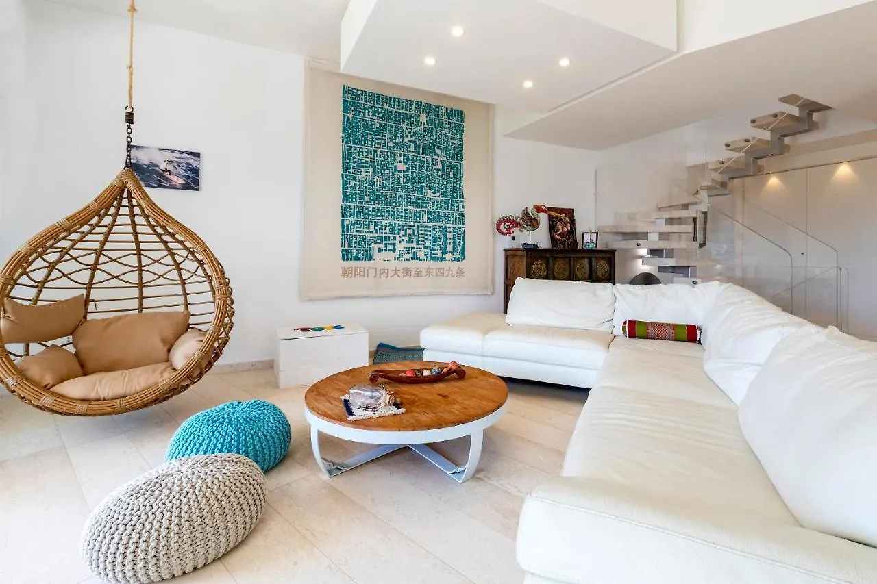 Luxury Seafront Villa With Rooftop Pool & Stunning Sea Views Fertilia Itália