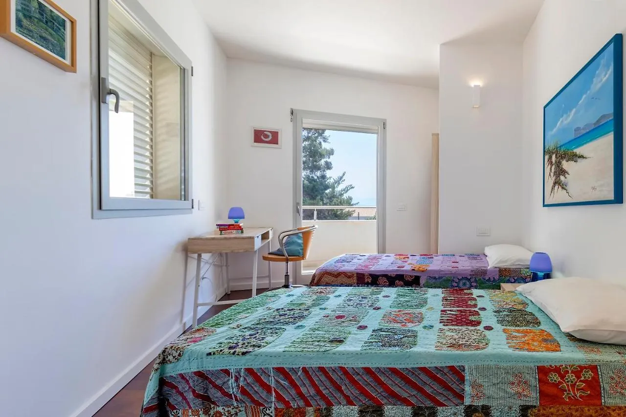 Luxury Seafront Villa With Rooftop Pool & Stunning Sea Views Fertilia