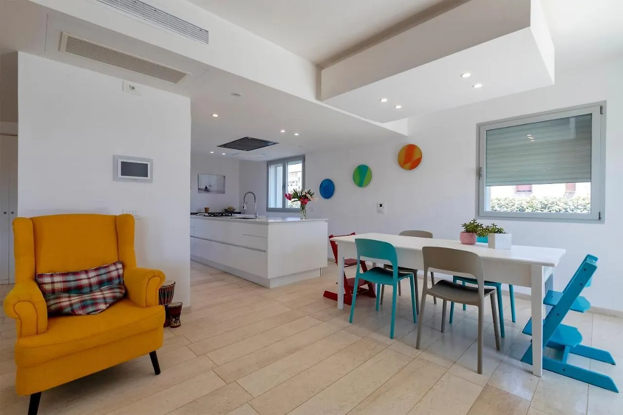 Luxury Seafront Villa With Rooftop Pool & Stunning Sea Views Fertilia