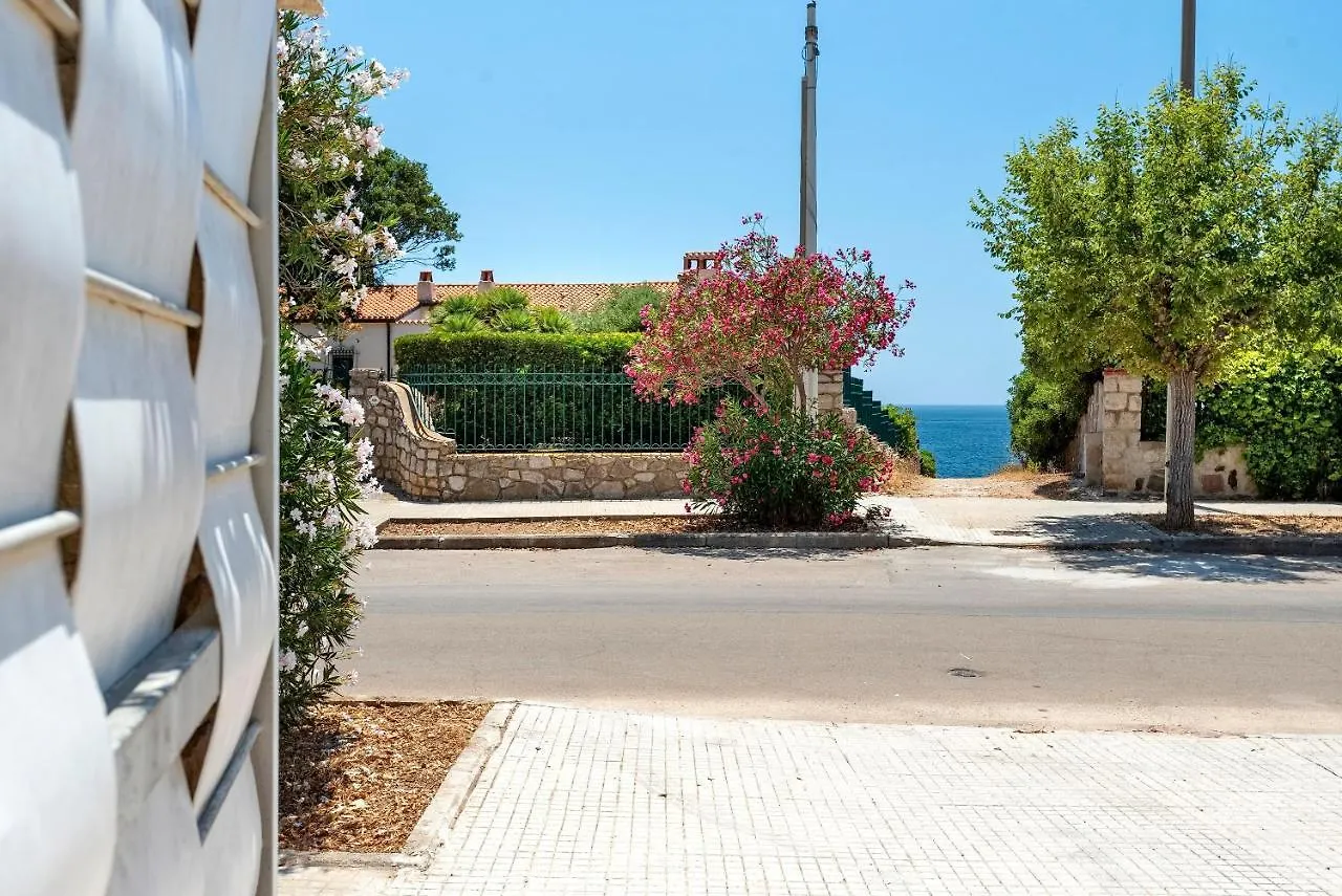 Luxury Seafront Villa With Rooftop Pool & Stunning Sea Views Fertilia