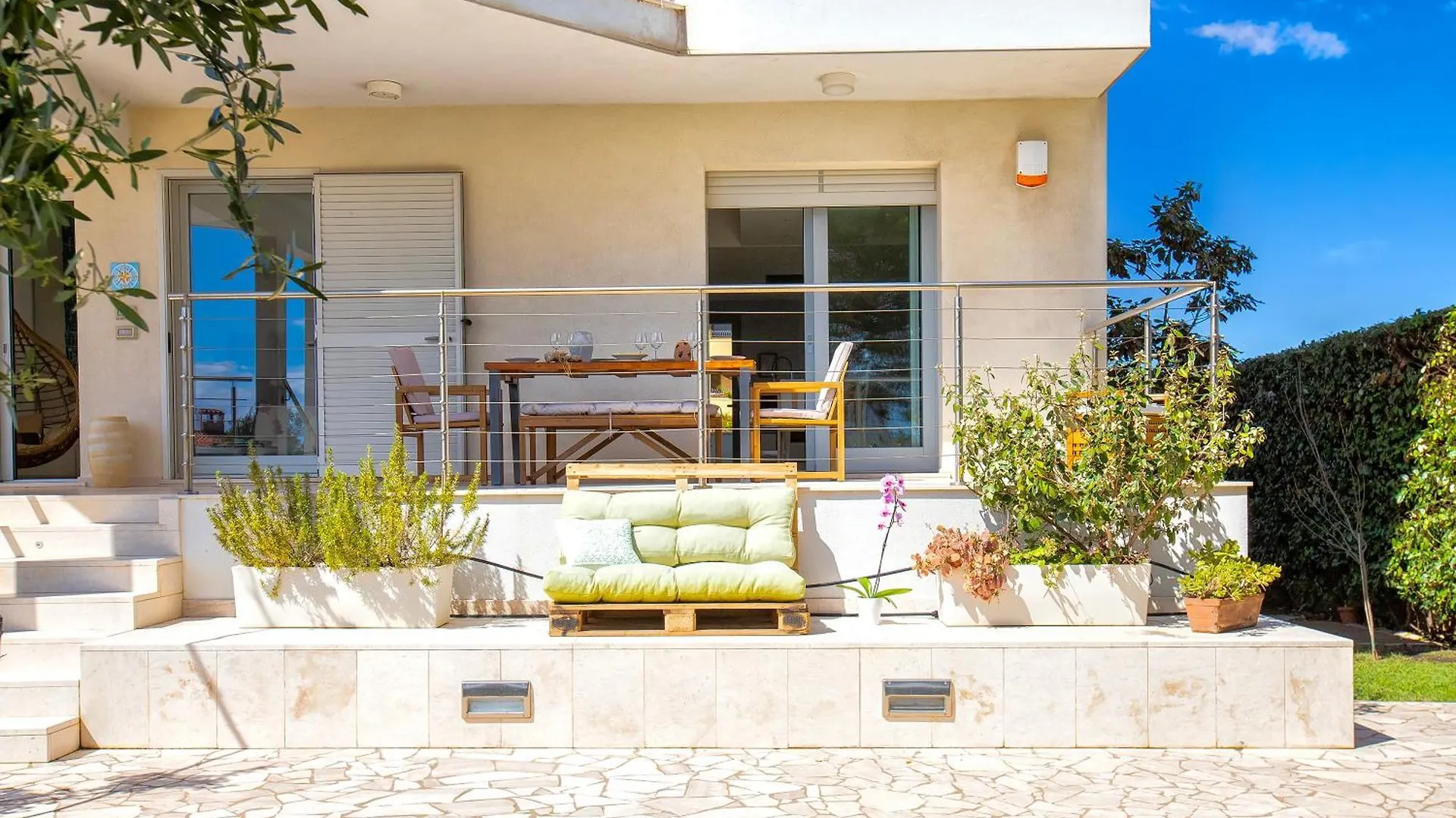 Luxury Seafront Villa With Rooftop Pool & Stunning Sea Views Fertilia Itálie